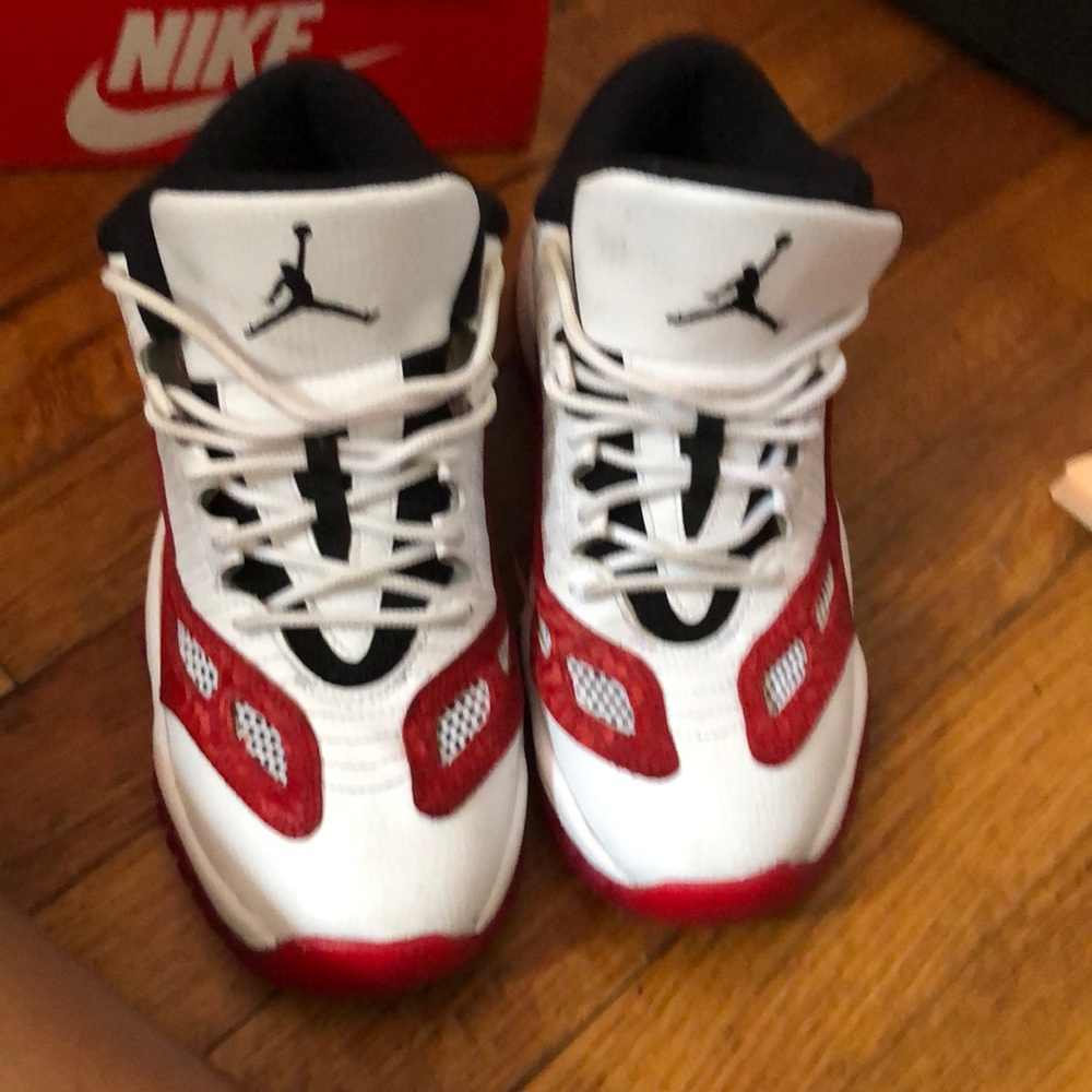 Jordan 11 red and white
